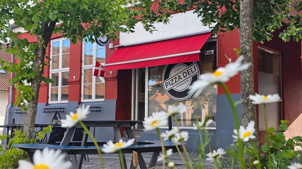 Pizza Deli Aakirkeby