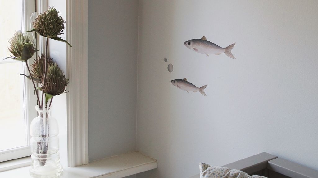 CHARLiES ROOM