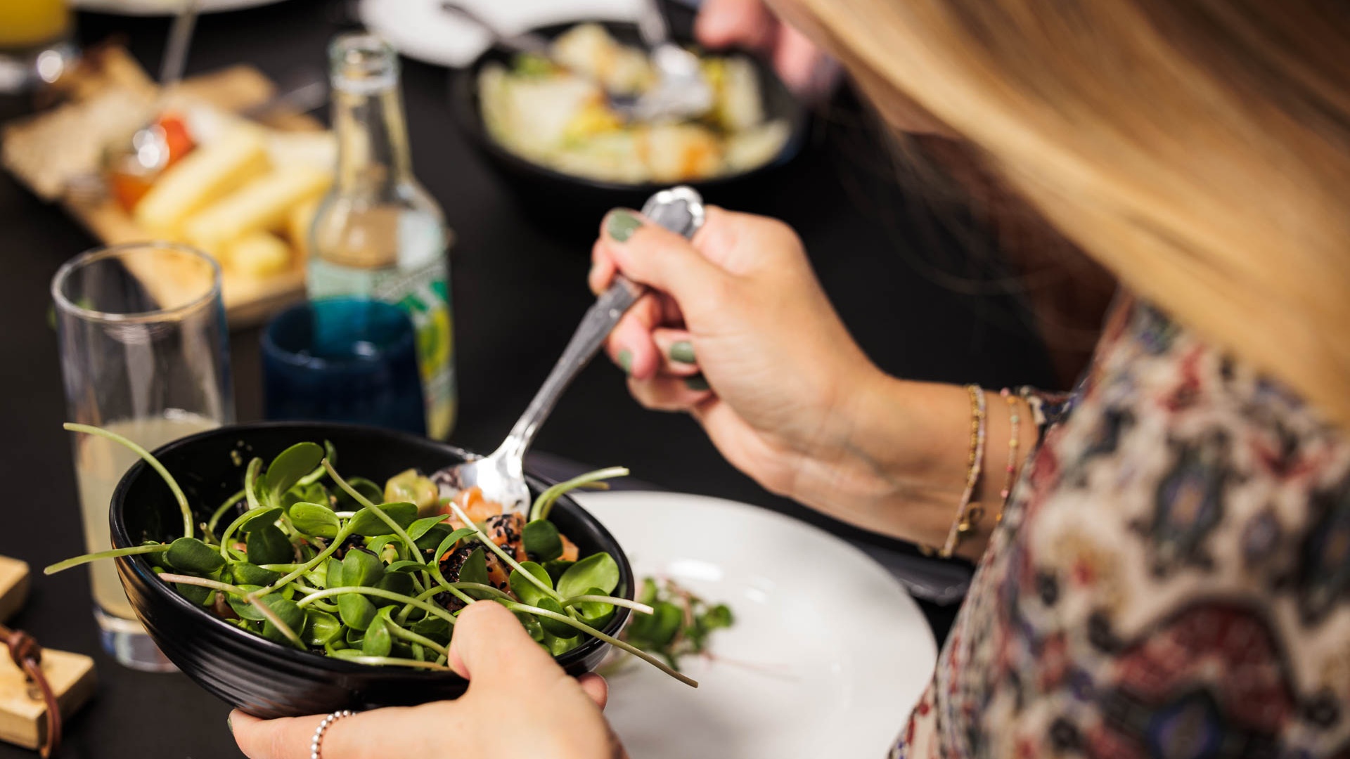Salad at the table