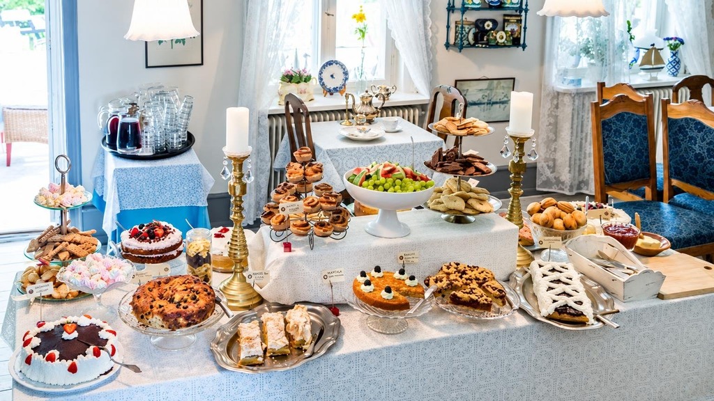 Fru Petersens Café
