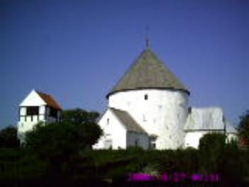 Nylars round church