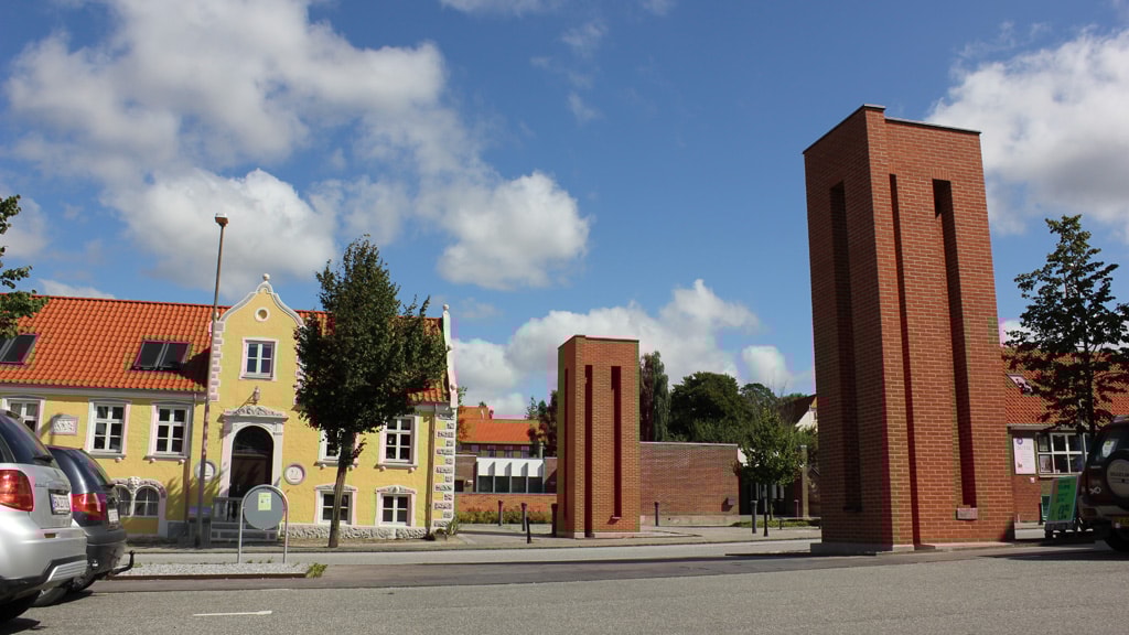 Rønde eine lebendige Stadt in schöner Umgebung