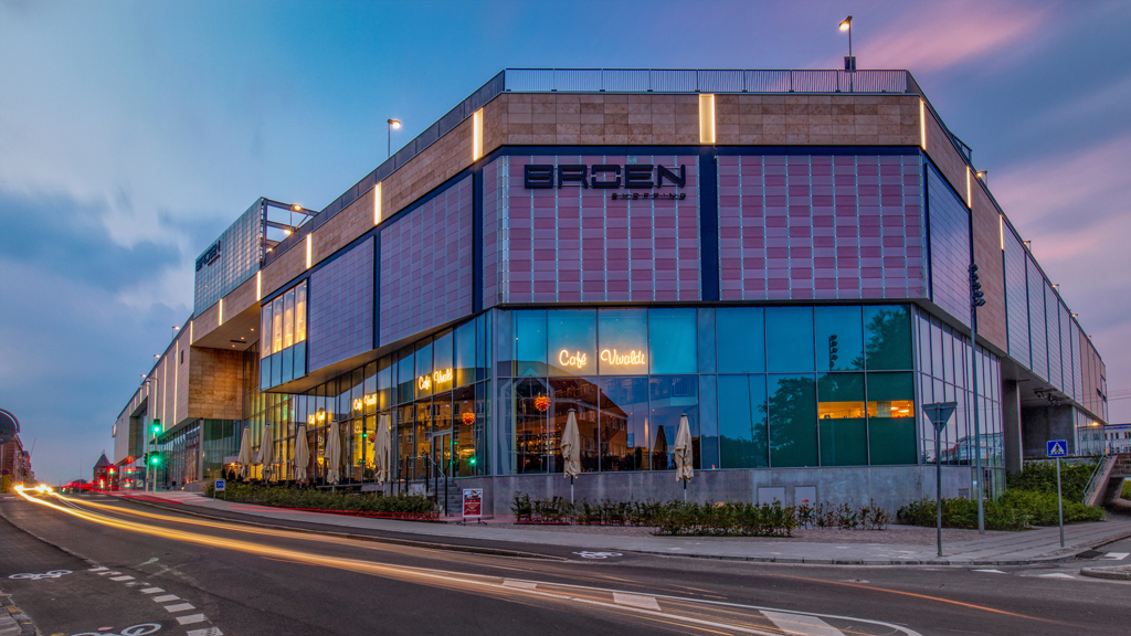 Facade på BROEN Shopping