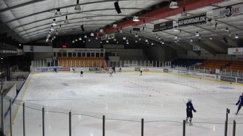 Skøjtebane i Granly Hockey Arena
