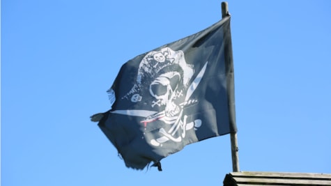 Piratflag på Pirat Minigolf bane | Vadehavskysten