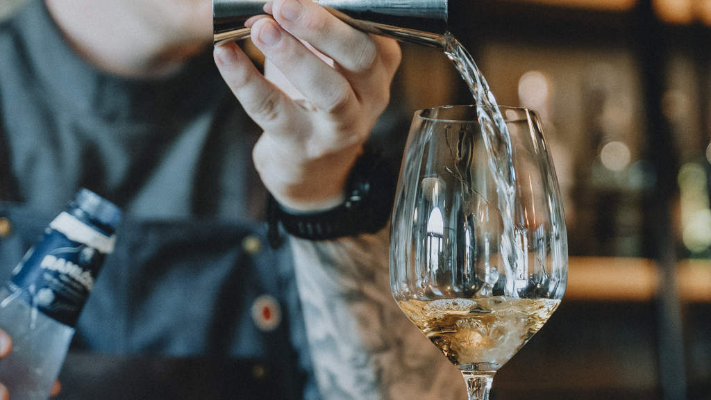 Doktor Herman Cocktail & Vinpub