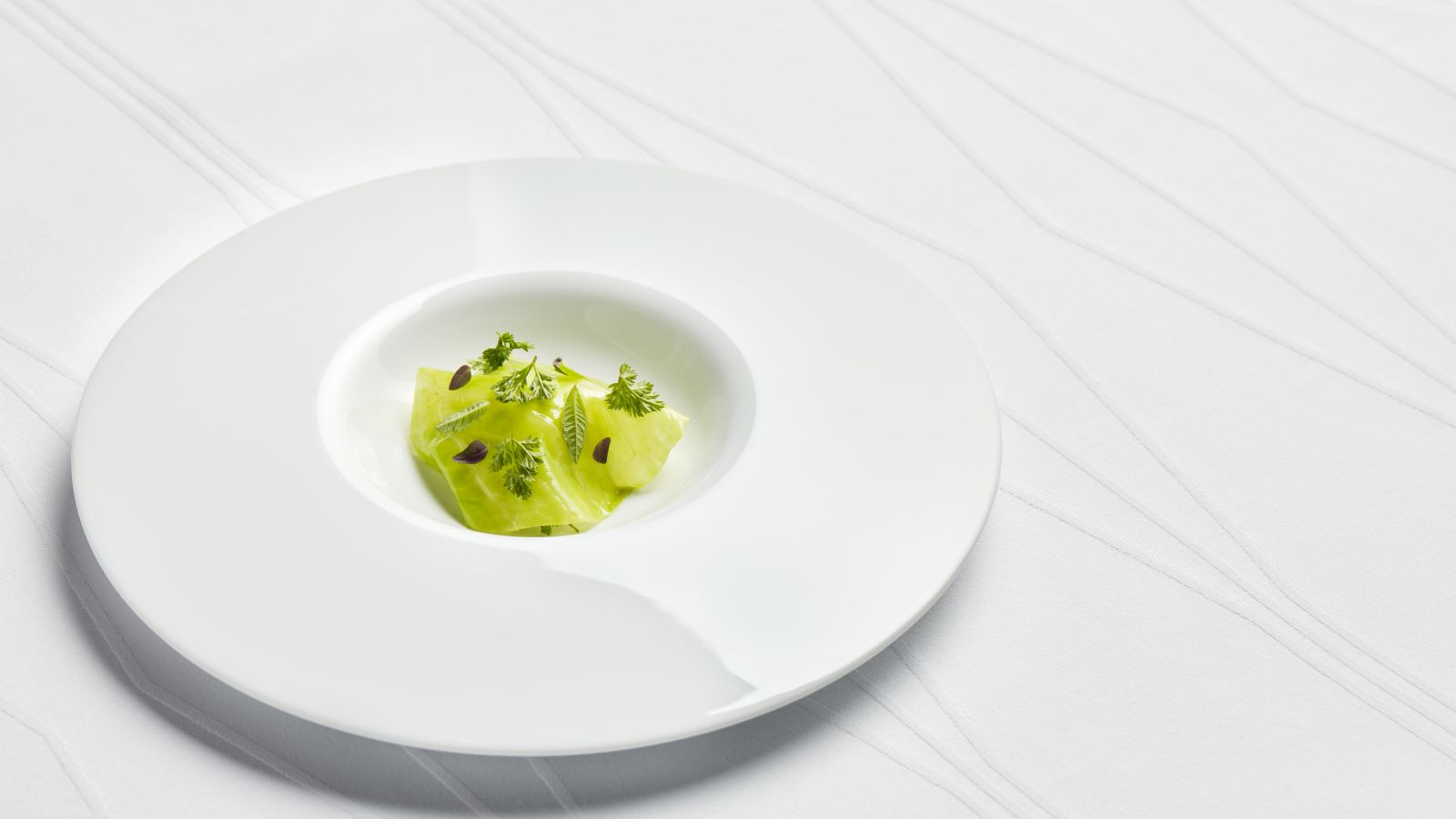 Plate at Ti Trin Ned.