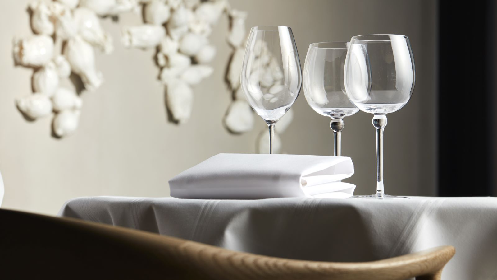 Set table at the restaurant Ti Trin Ned