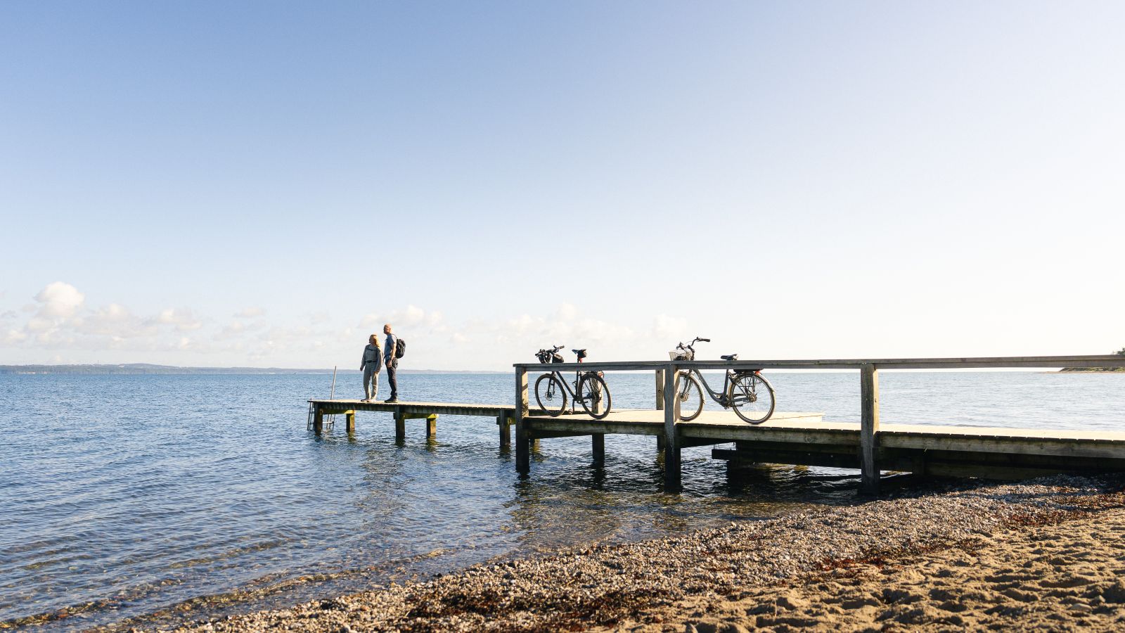 Cycling tourists at Trelde Næs