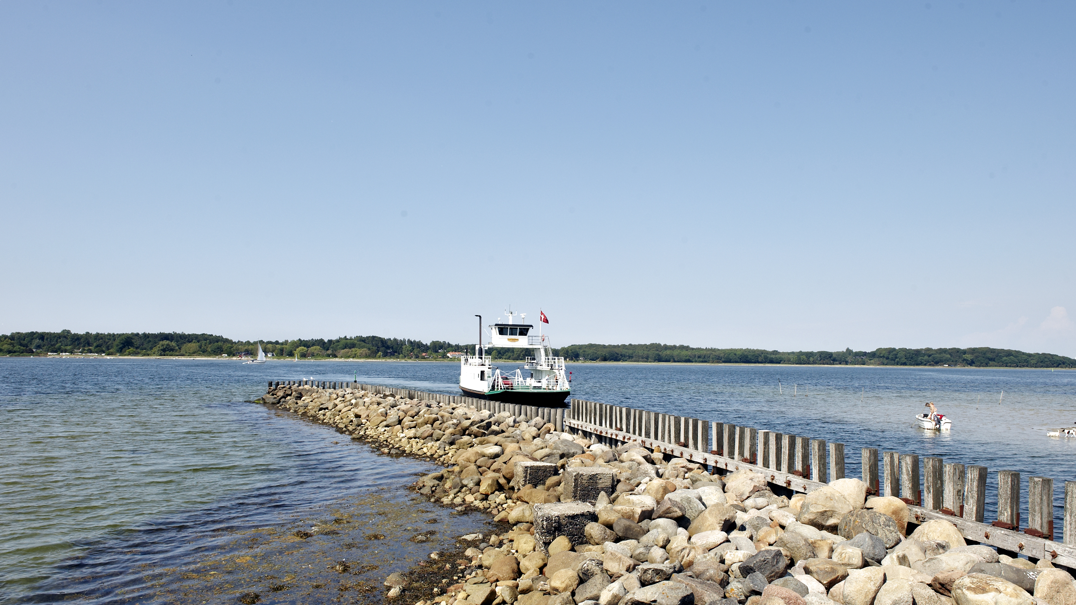 M/F Columbus | The ferry between Kulhuse and Sølager