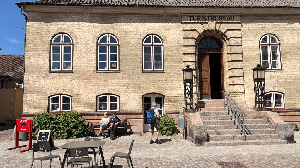 The Faaborg Tourist Office at the square