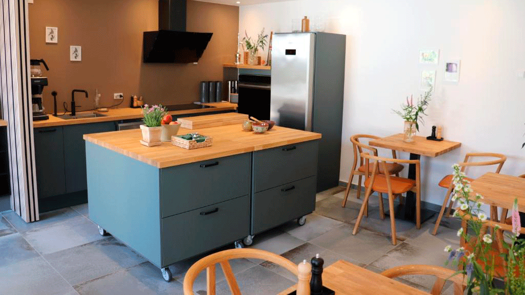 Hotel Petite - Bed & Breakfast