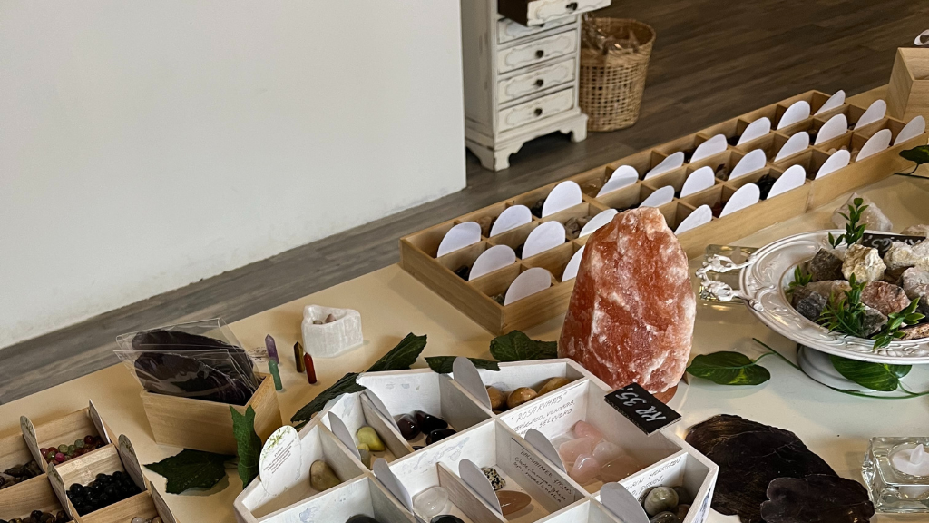 stones and perls, Angie Buran's Mind & Magic