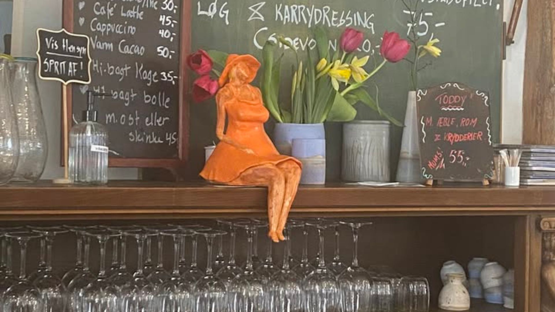 cafe oldschool
