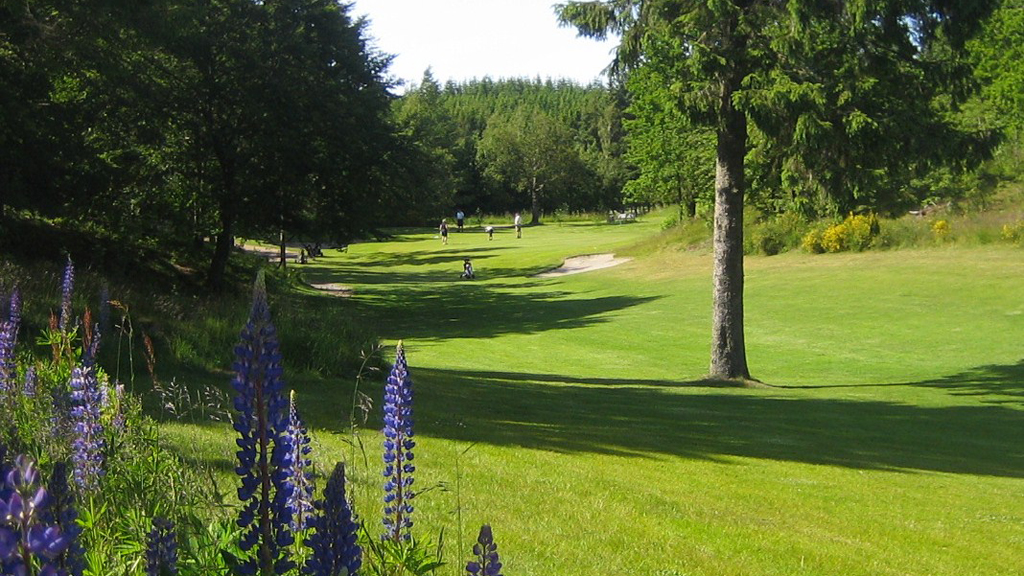 Sindal Golfklub Smuk og velholdt 18-huls golfbane i Sindal