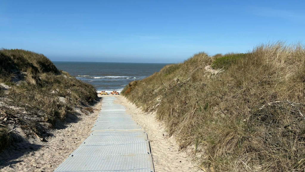 Stien til Vedersø Klit Strand