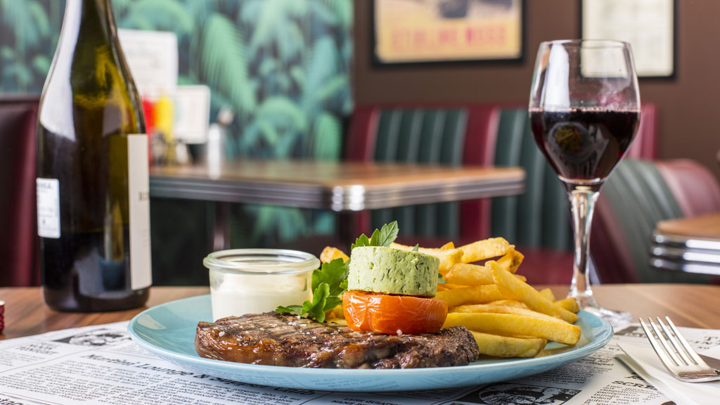 Sallie's Restaurant & Snack Bar