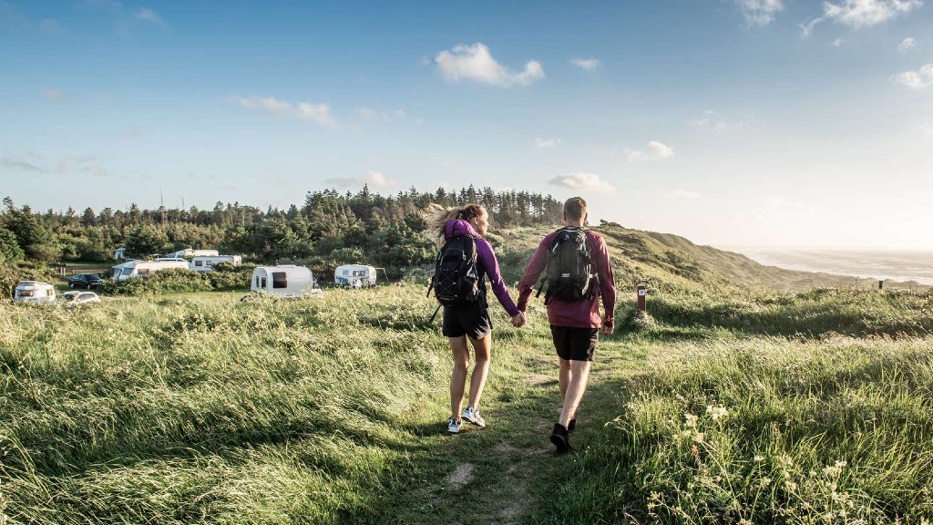 Par vandrer i Svinkløv