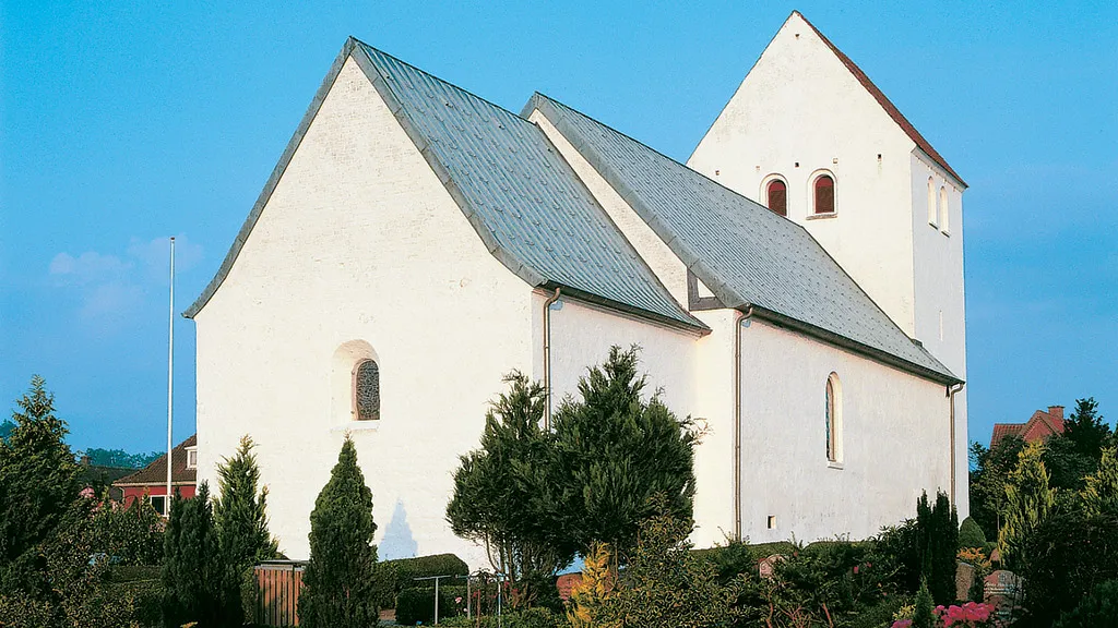 Hornborg kirke og kirkegård
