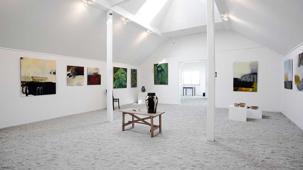 Besøg Galleri Kirkesvinget på Hjarnø