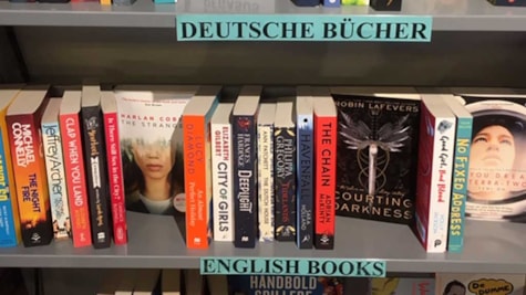 У книгарні Buch в Юльсмінде ви також можете придбати книги німецькою та англійською мовами