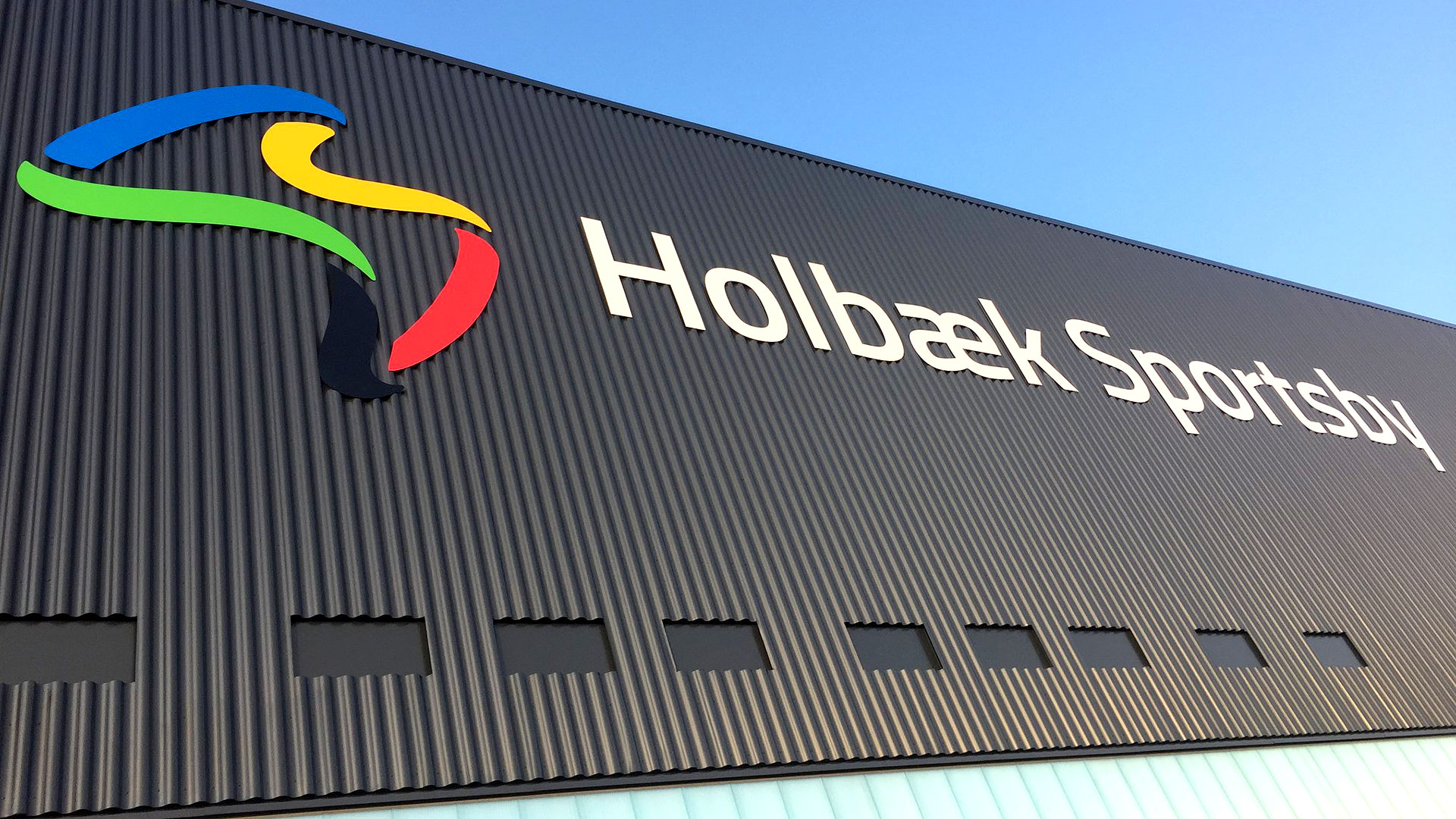 Holbæk sportsby idraetsanlaeg sportsfaciliteter svoemmehal café 11