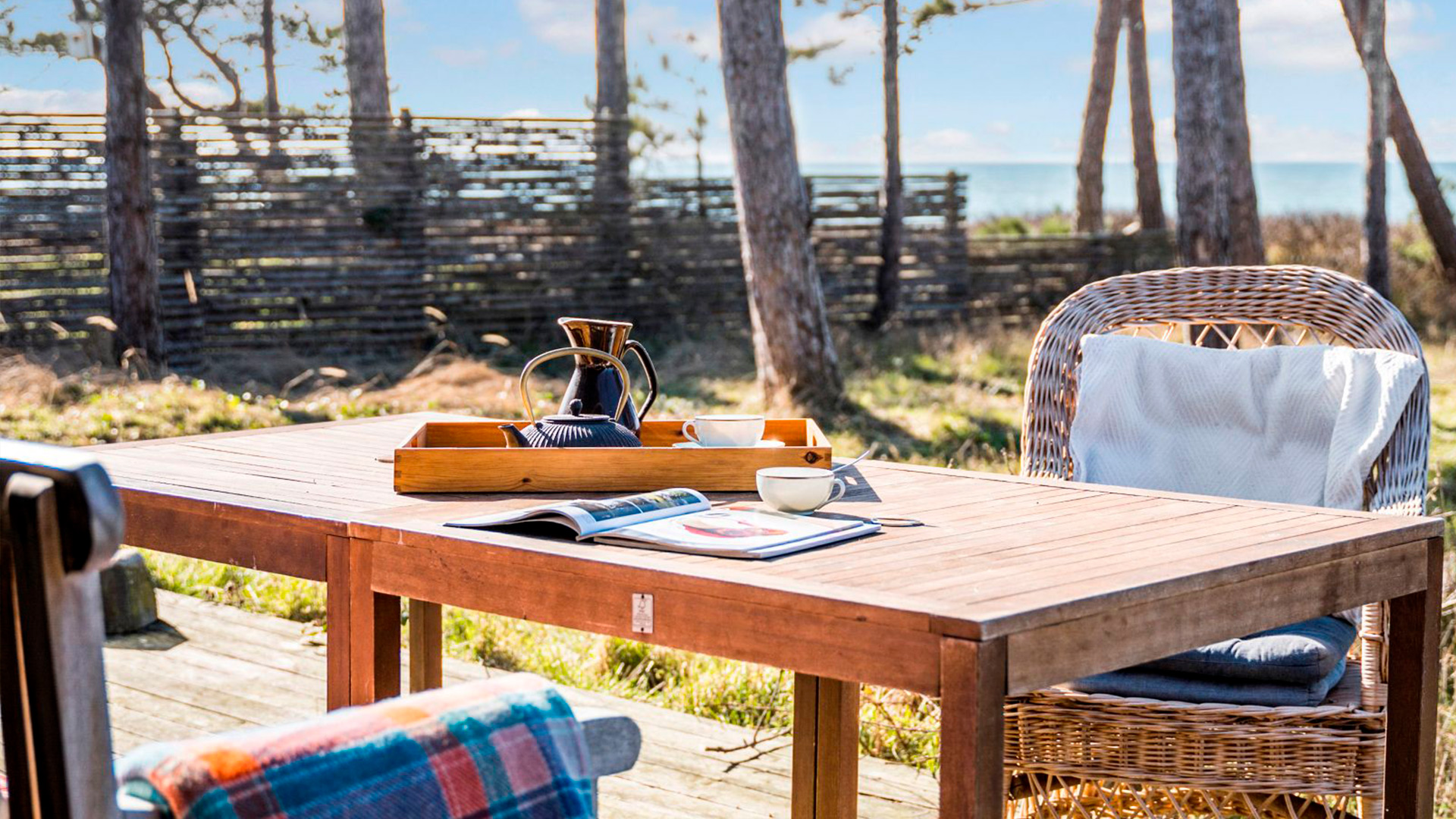 Feriepartner Vestsjælland – lokalt bureau med et stort udvalg af sommerhuse ved kysten og i den smukke sjællandske natur.