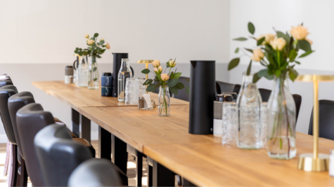 Dækket bord i restauranten hos Cecilie's Slagelse