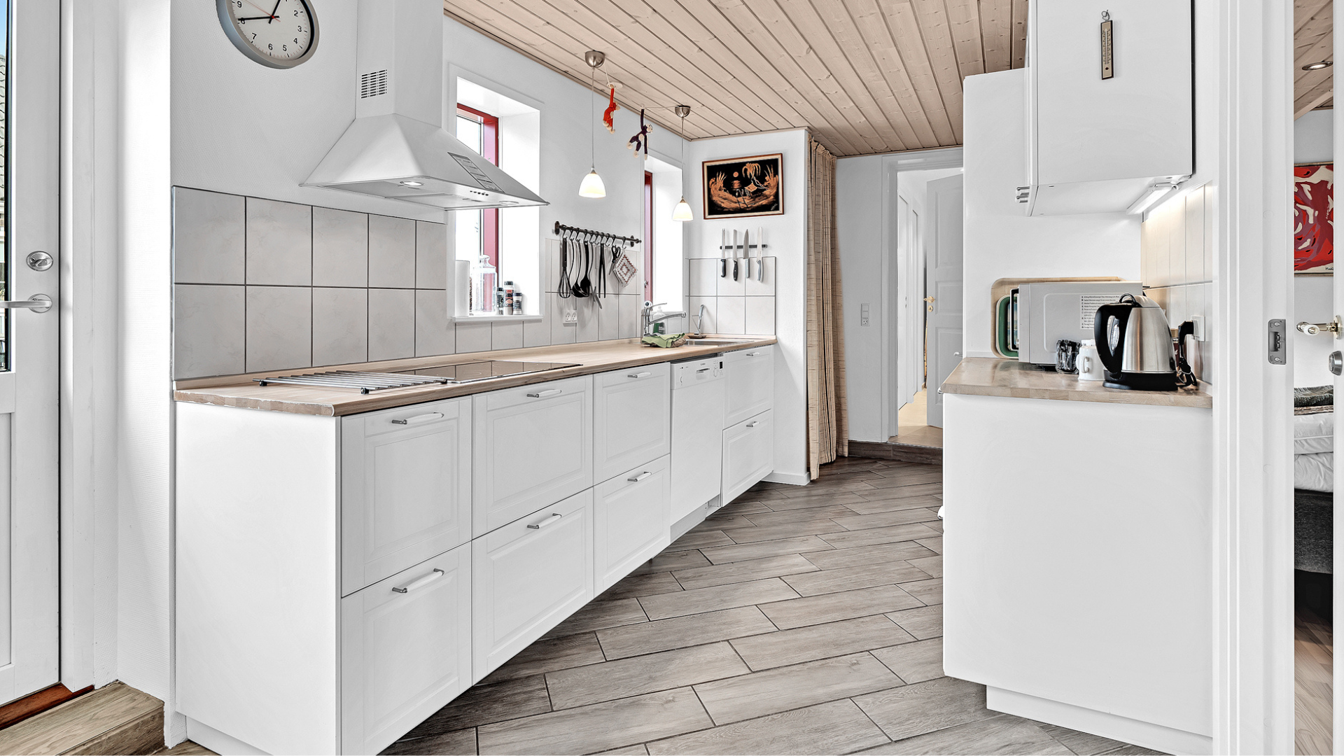 The kitchen in the holiday apartment