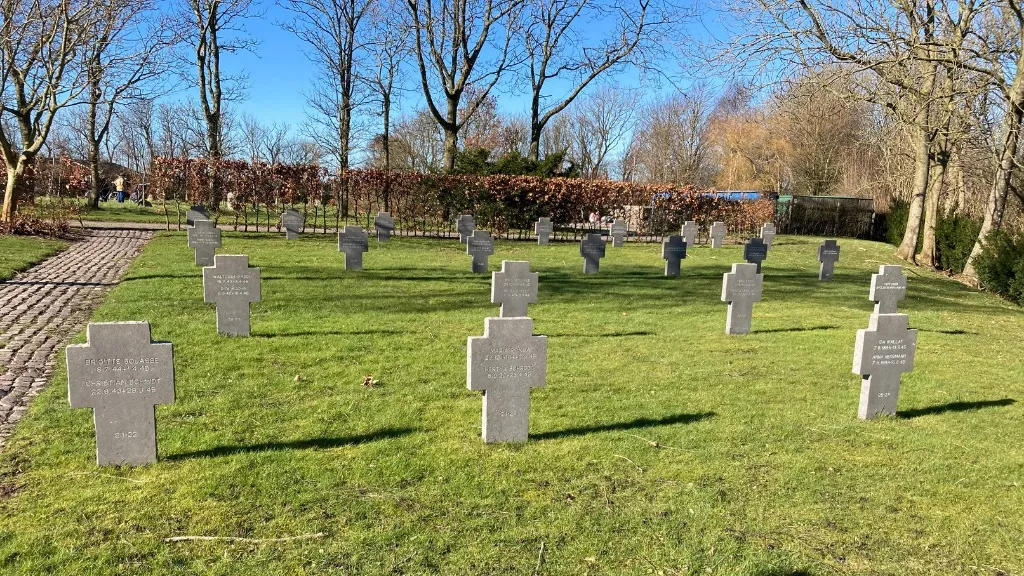 Lemvig Kirkegård 7 - Tyskergrave - HVL GD