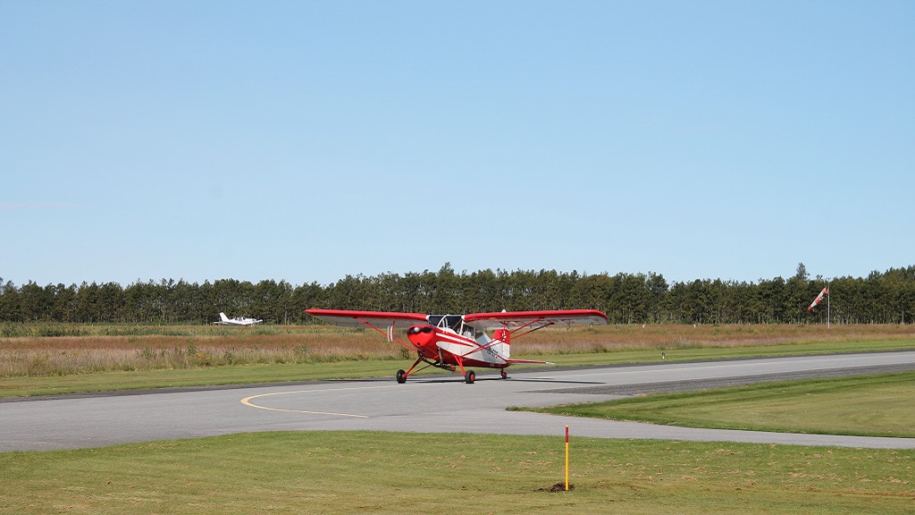Hiking route Læsø - Vesterø-Holtemmen-Badesøen-Remmerne - 14 km with beach, heather, raised bog, forest and town