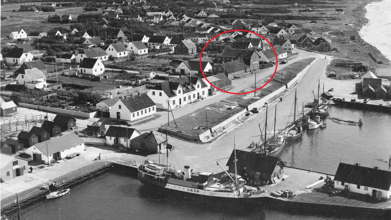 Vesterø Havn, luftfoto 1952_16_9