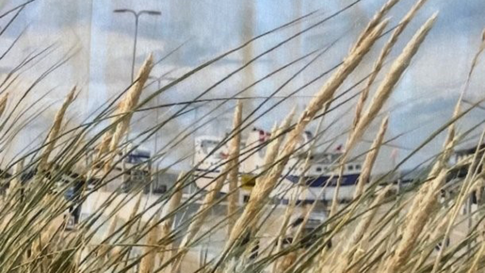 Lykke Læsø Design – scarf featuring a Læsø motif