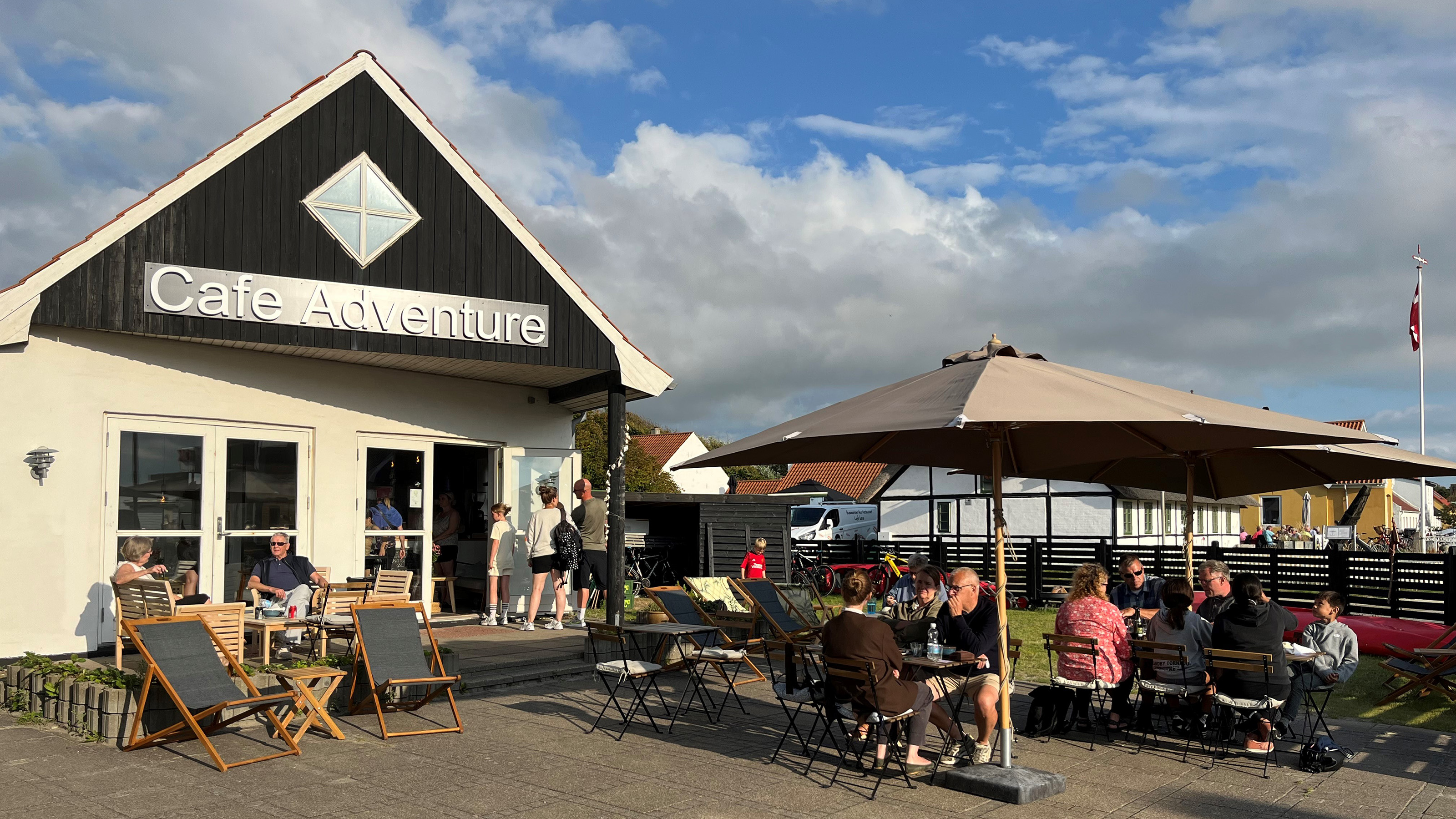Cafe Adventure terrasse