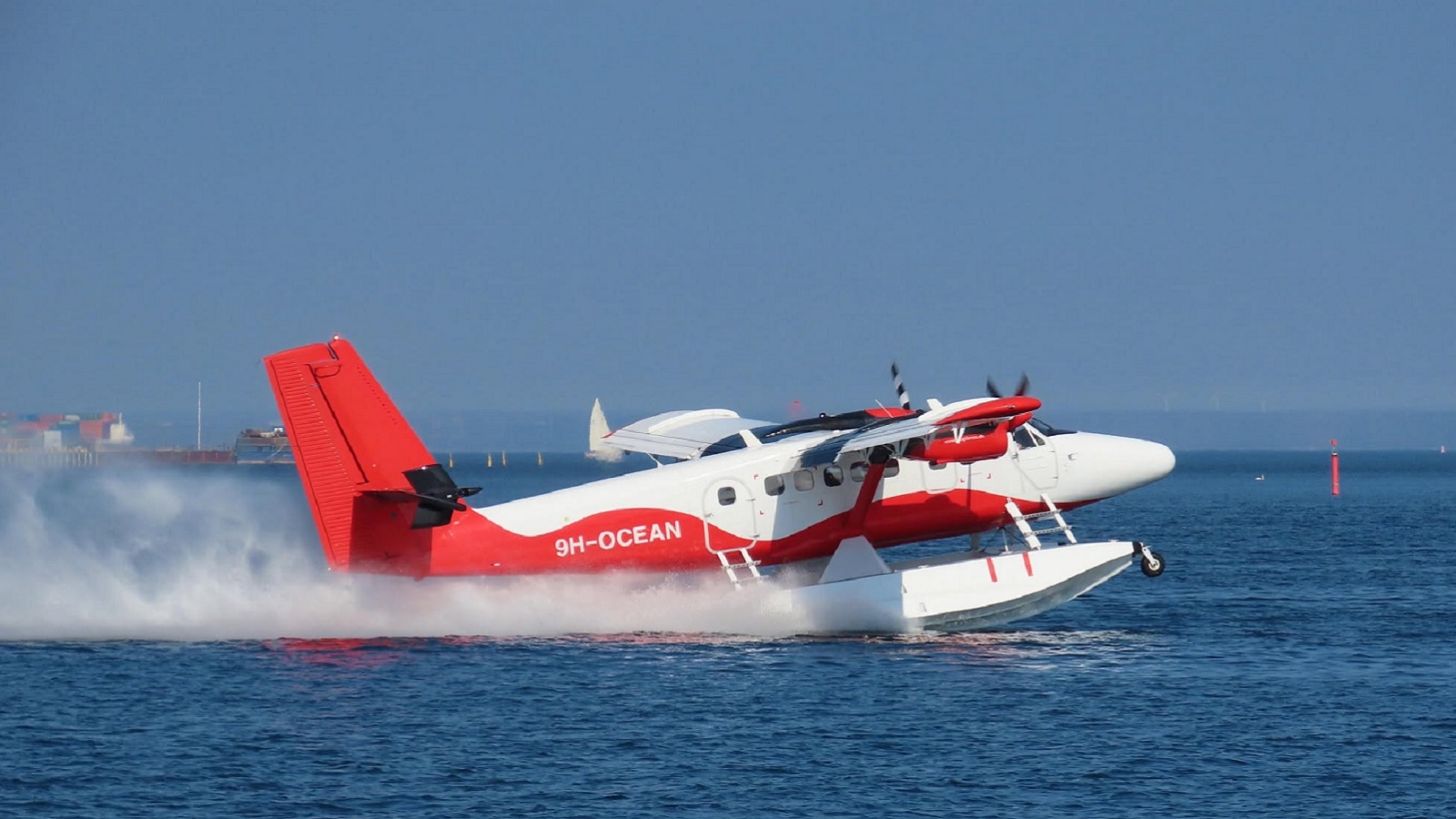 Nordic Seaplanes vandflyver København - Læsø - Ålborg - 3200 x 1800 vandflyver på vandet