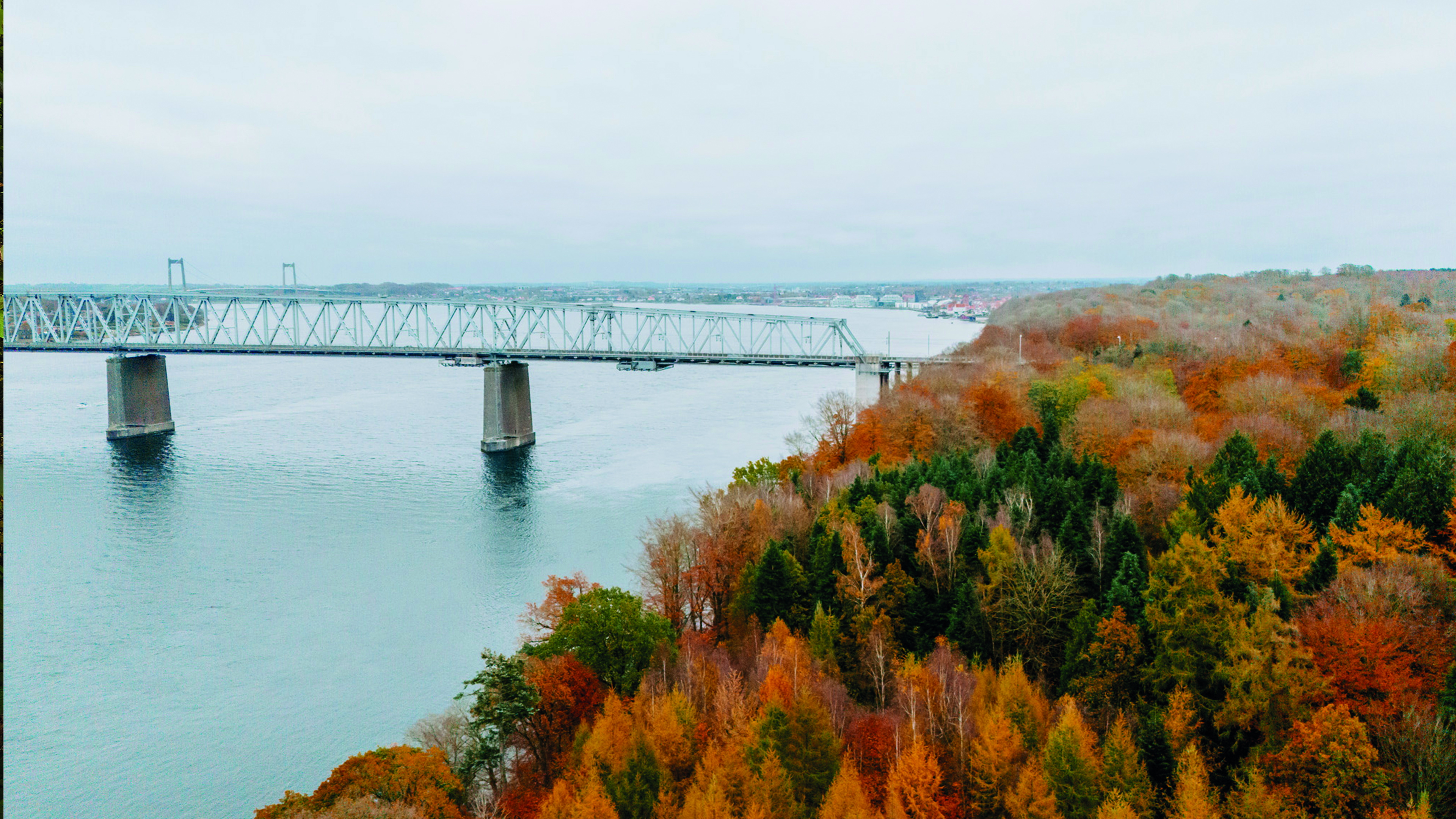 Autumn on the old Little Belt Bridge