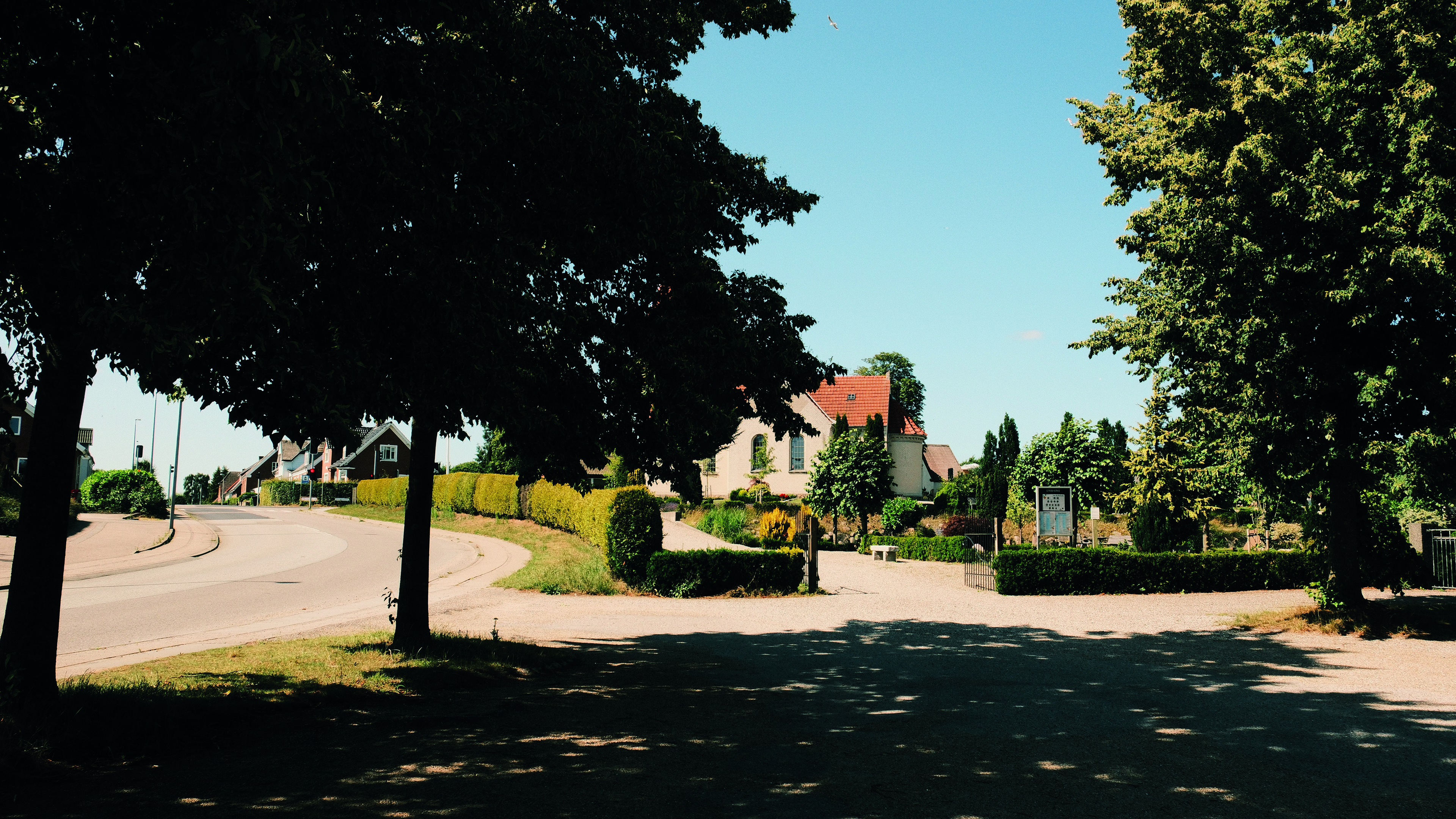 Strib kirke parkering