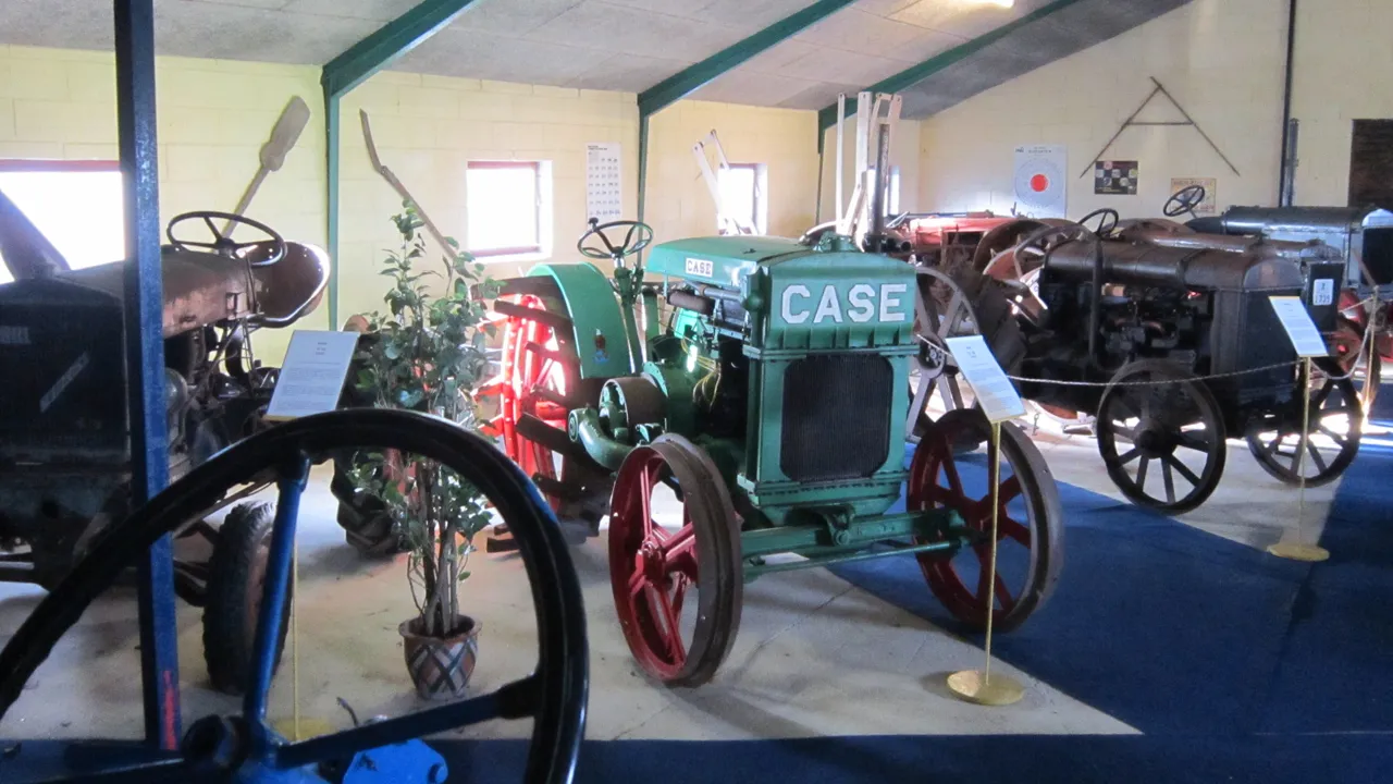 Morsø Traktormuseum - Grøn Case