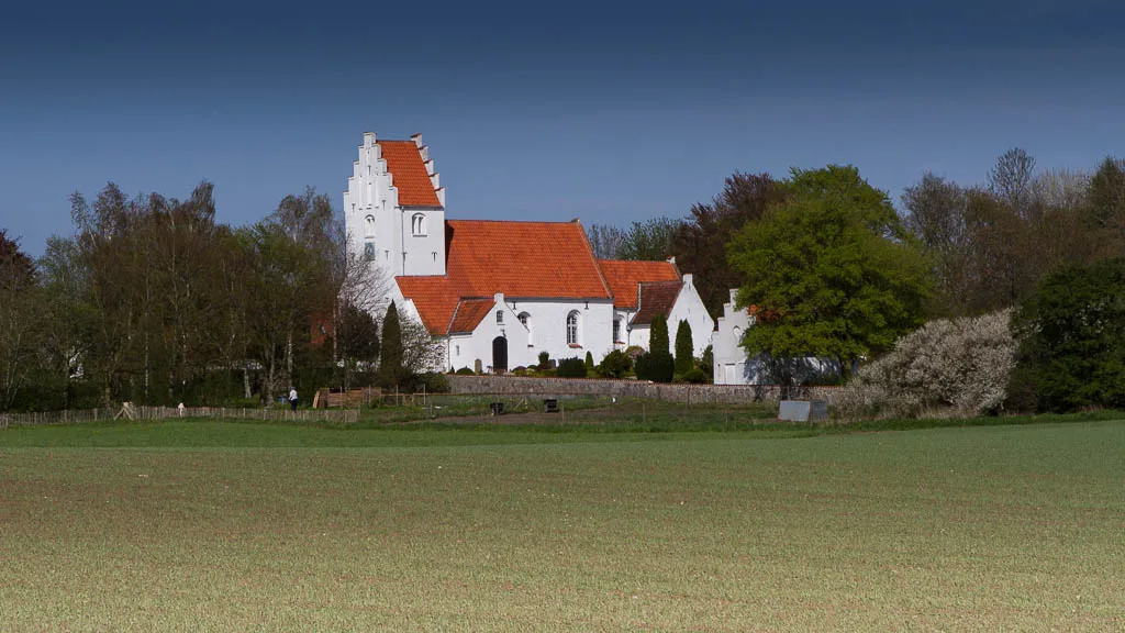 Næstelsø Kirke-1