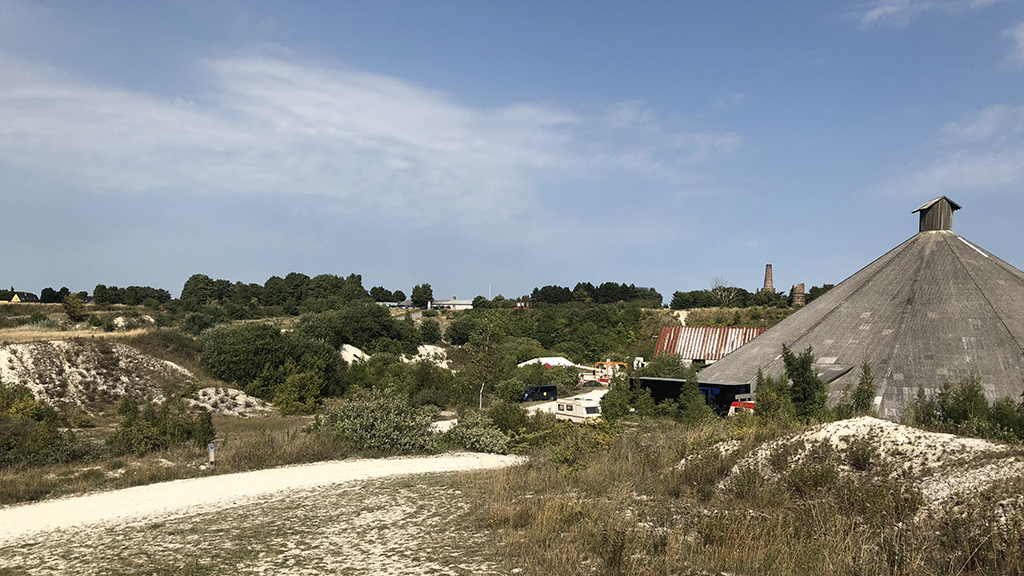 Tent and shelter space Boesdal Kalkbrud