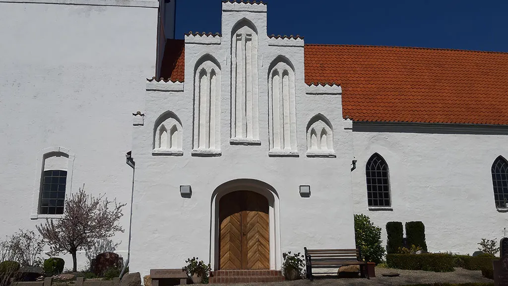 Hellested-Kirke-4