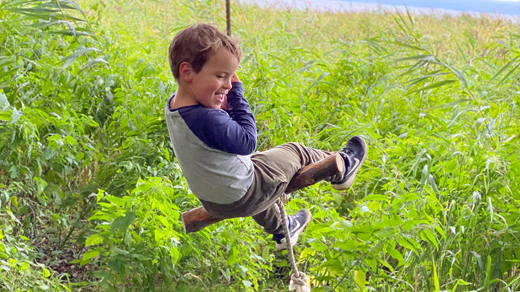 Kirsebærkroen - The Inn Between