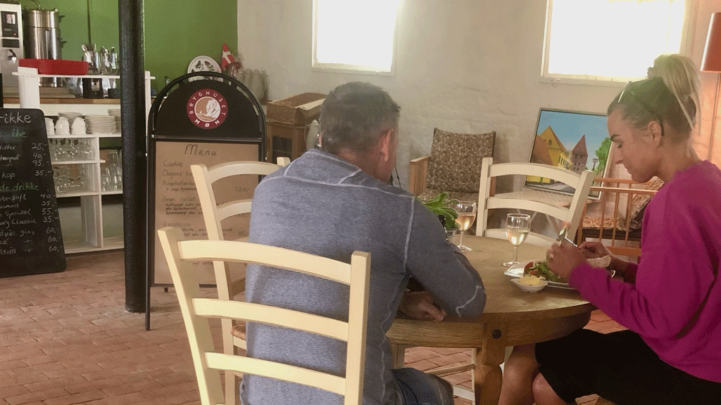 Helles Have Gårdcafé