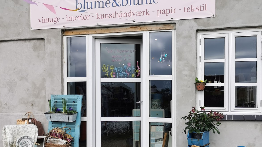 Blume & Blume