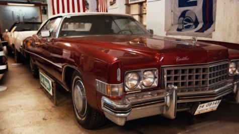 Næstved Automobilmuseum rød Cadillac