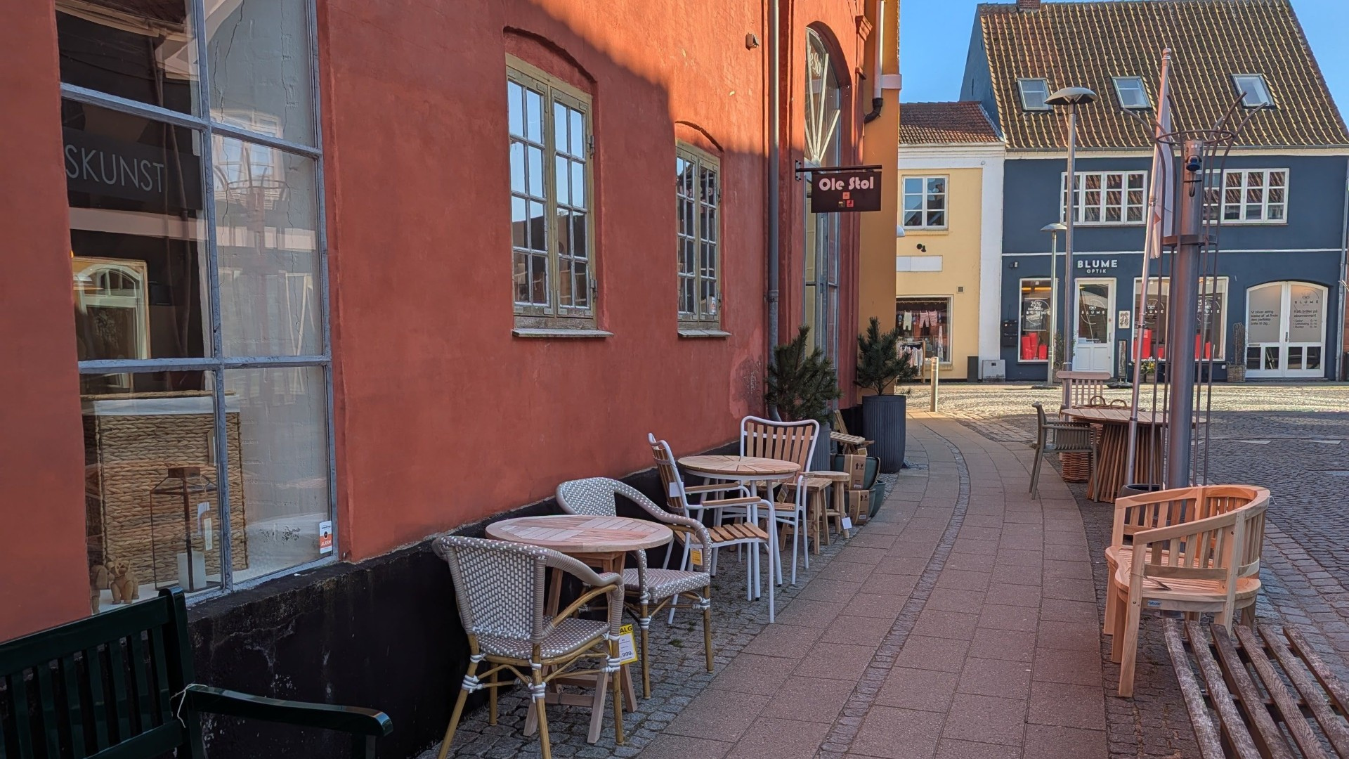 Ole Stol Møbelbutik Præstø