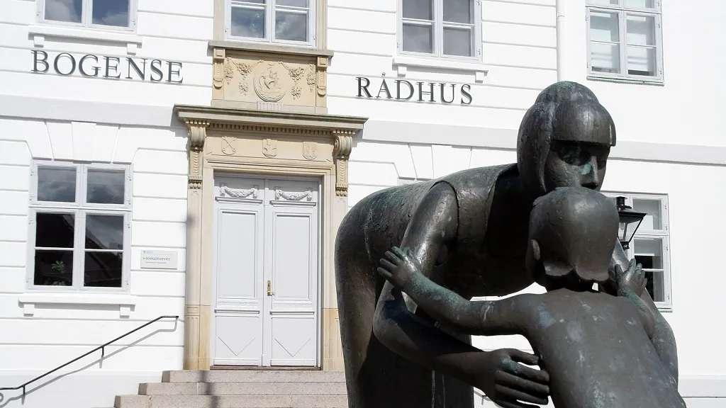 The statue in front of Bogense's town hall