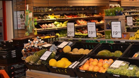 Frugt og grønsager i SuperBrugsen i Søndersø