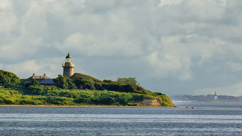 The lighthouse on Æbelø seen from the sea