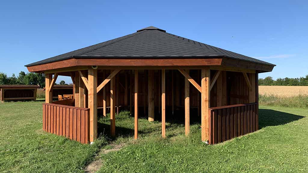 En pavillon ved Otterup Friluftsoase